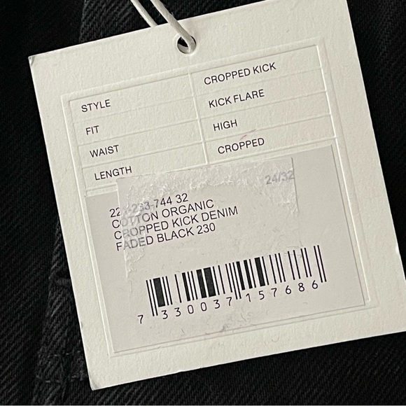 Toteme Cropped Kick Denim Jeans Size 24 NWT - Picture 4 of 7